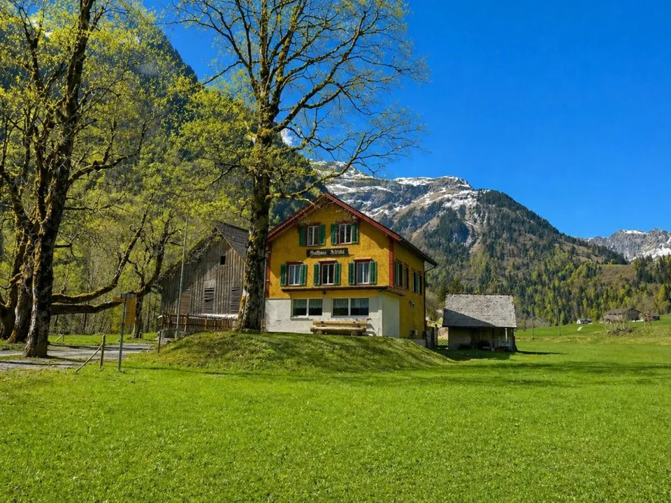 Gastrobetrieb im ruhigen und idyllischen Klöntal