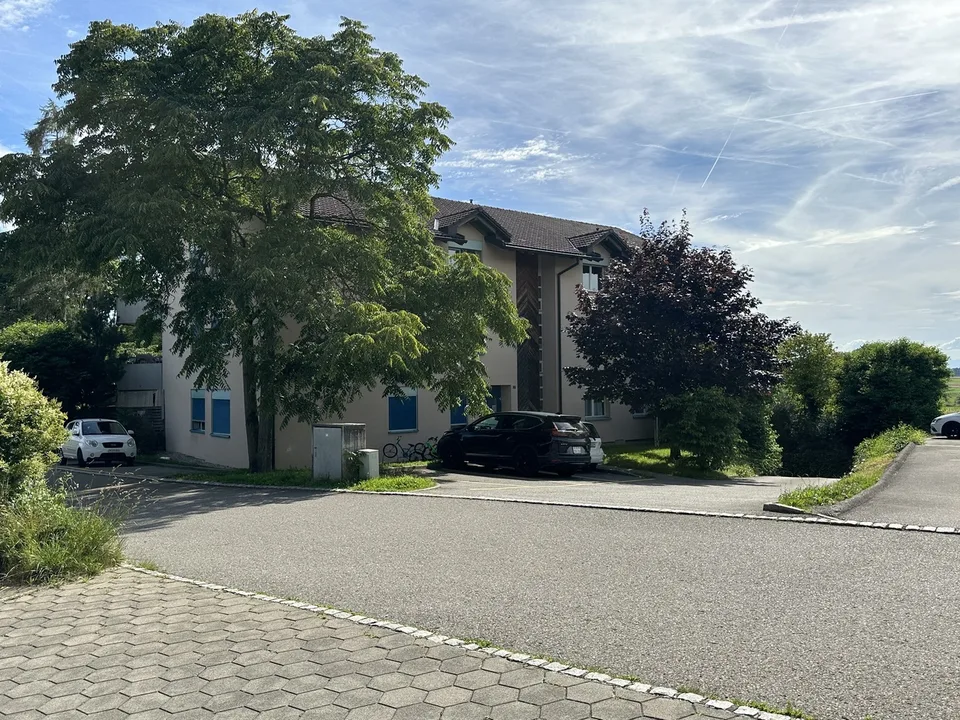 CORMÉROD - 2 Spacieux appartements 4,5 et 5,5 pces balcons ou jardins