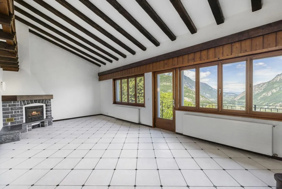 Casa indipendente con 6 locali 1/2 e una vista straordinaria