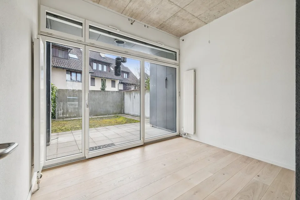 Ampia casa unifamiliare con studio/possibilità commerciale