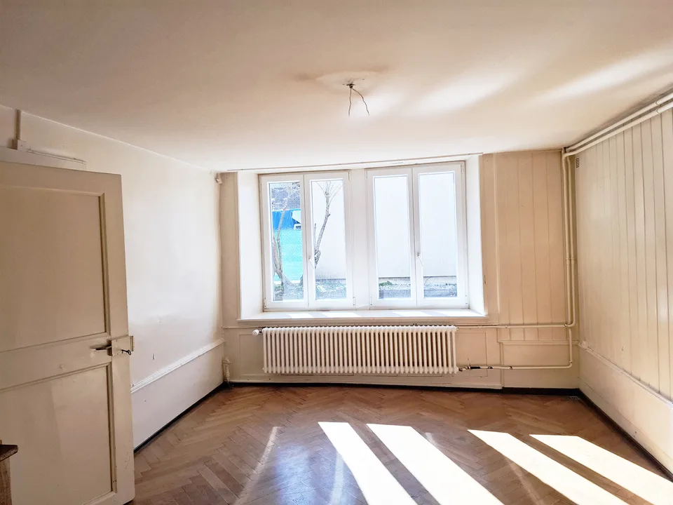 Casa di villaggio di 6 pezzi Sulla riva del fiume con piccolo giardino – foto 6 di 13