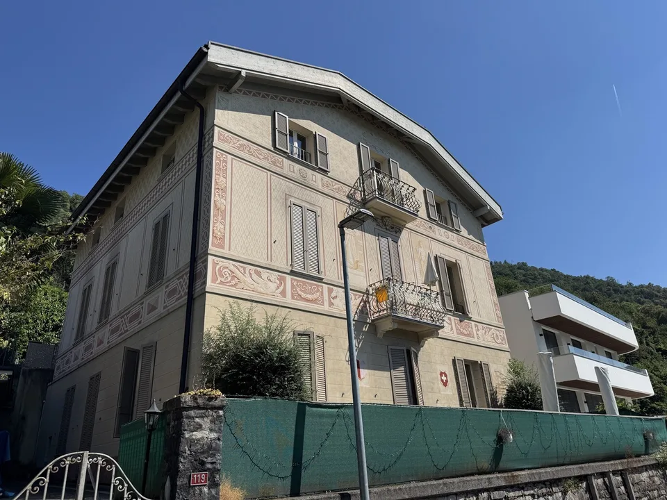 BRUSINO - ARSIZIO: PALAZZINA A REDDITO