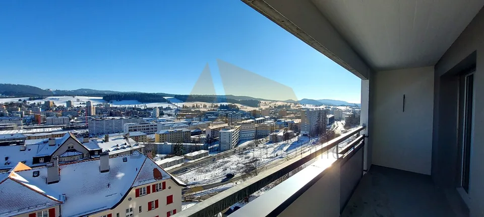 A VENDRE APPARTEMENT DE 6 PIÈCES 170 M2 AVEC GARAGE INDIVIDUEL
