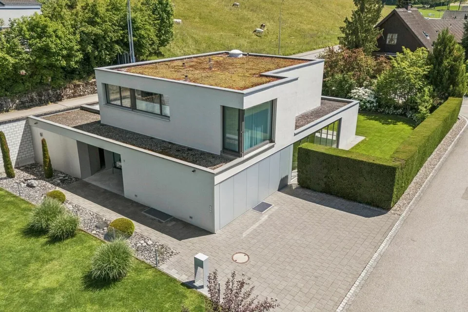 Moderne Architektur mit hohem Ausbaustandard