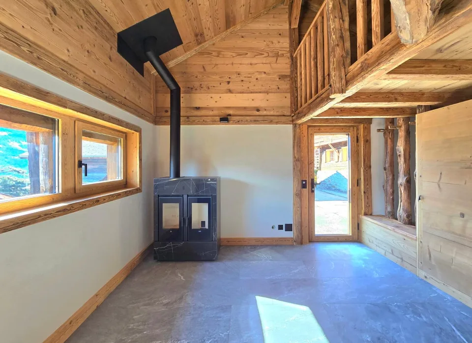 Prächtige renovierte Scheune in Mase mit Terrassen, Aussicht und Parkplatz (Val d'Hérens)