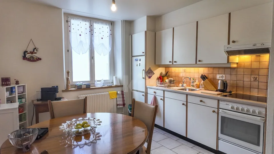 Charmantes Haus mit 3 Wohnungen und einem Gewerberaum – Foto 6 von 13