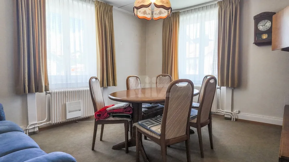 Charmantes Haus mit 3 Wohnungen und einem Gewerberaum – Foto 8 von 13