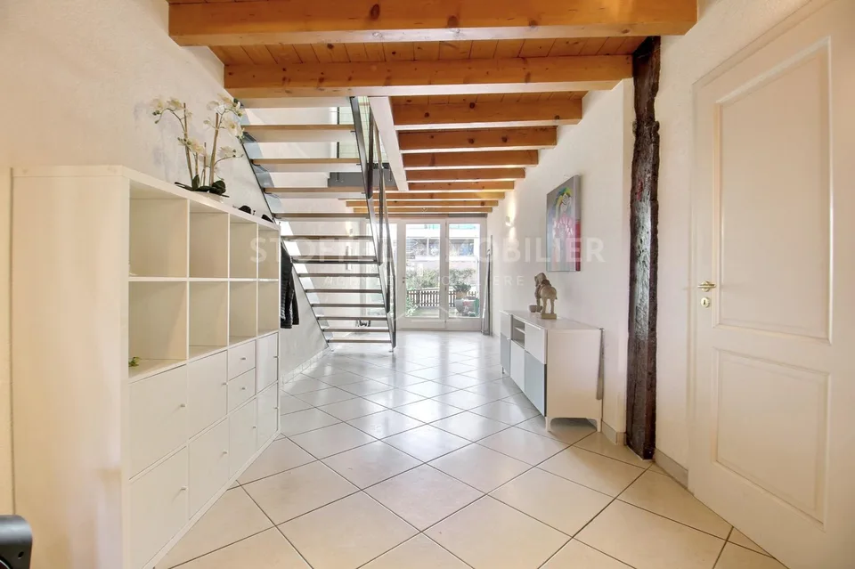 Triplex of character combining charm and modernity - Exclusivity
