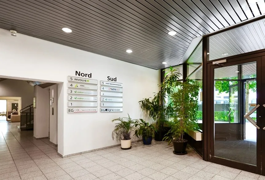 ESPACE BUREAU ET COMMERCIAL POLYVALENT À PROXIMITÉ DE LA GARE DE STETTBACH