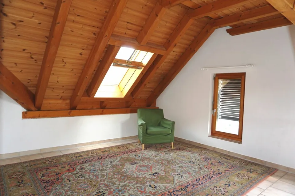 Gemütliche 3 1/2-Zimmer-Dachwohnung
