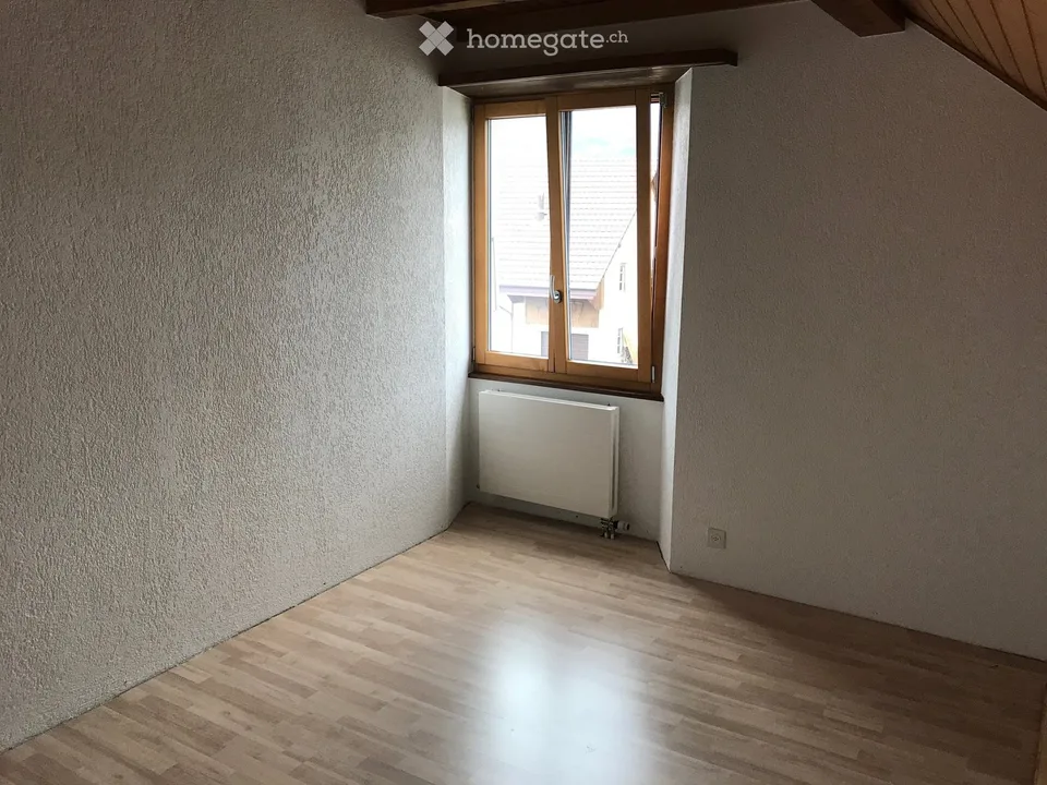 Appartamento in mansarda (2° piano) a Courgenay