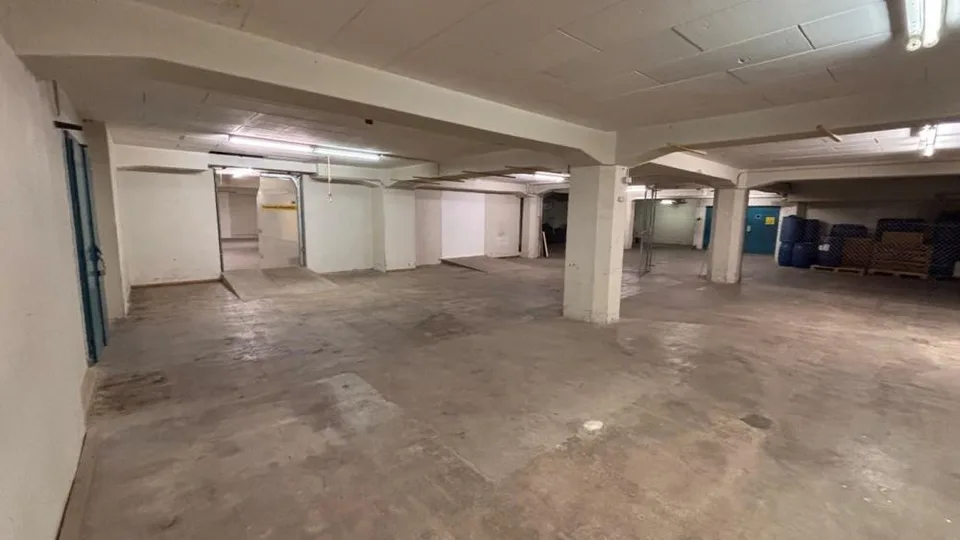 Aree di stoccaggio nel popolare centro Nord!
