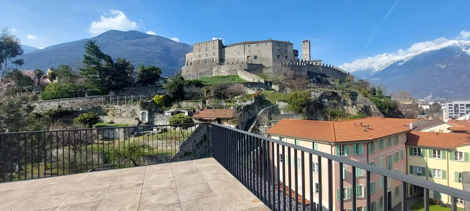 Loft nel cuore di Bellinzona con ampia terrazza