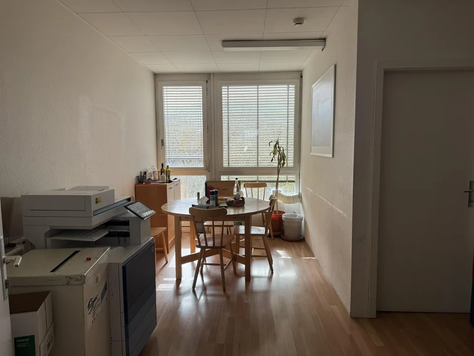 Votre nouveau bureau aux Acacias, au coeur du PAV
