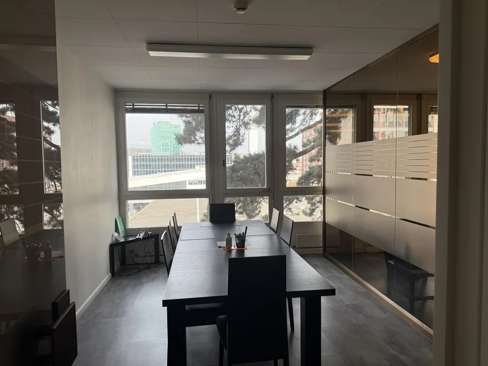 Votre nouveau bureau aux Acacias, au coeur du PAV