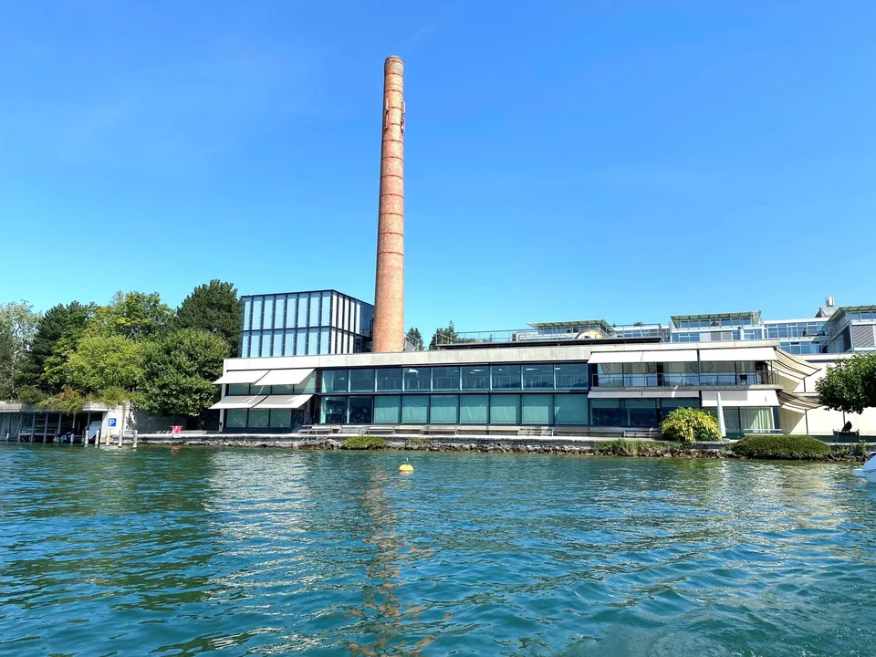 Exklusives Büro mit Seezugang und Dachterrasse