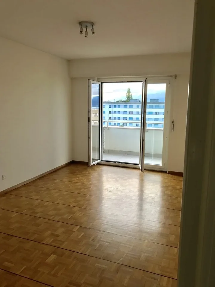Schönes Apartment mit Seeblick - Nahe allen Annehmlichkeiten