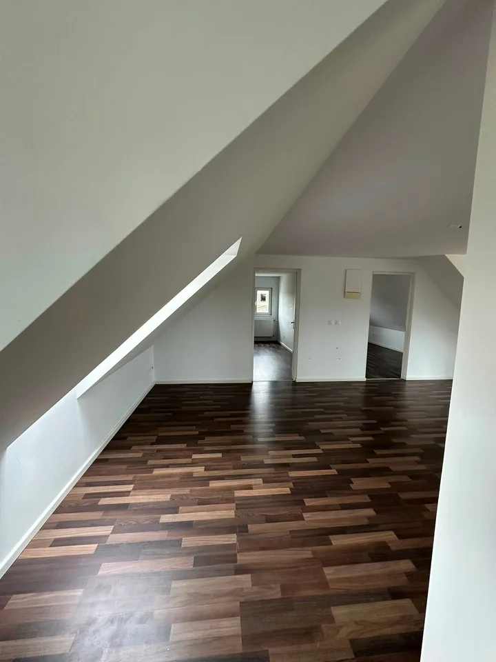 Charmant appartement 3.5 pièces dans un bâtiment historique à Salmsach – photo 6 sur 11