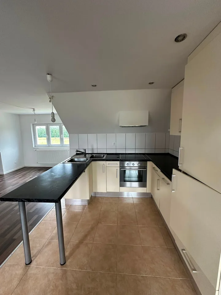 Charmant appartement 3.5 pièces dans un bâtiment historique à Salmsach – photo 8 sur 11