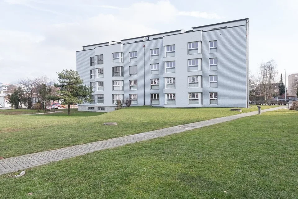 APPARTEMENT DE 3.5 PIECES PROCHE DE TOUTES COMMODITES