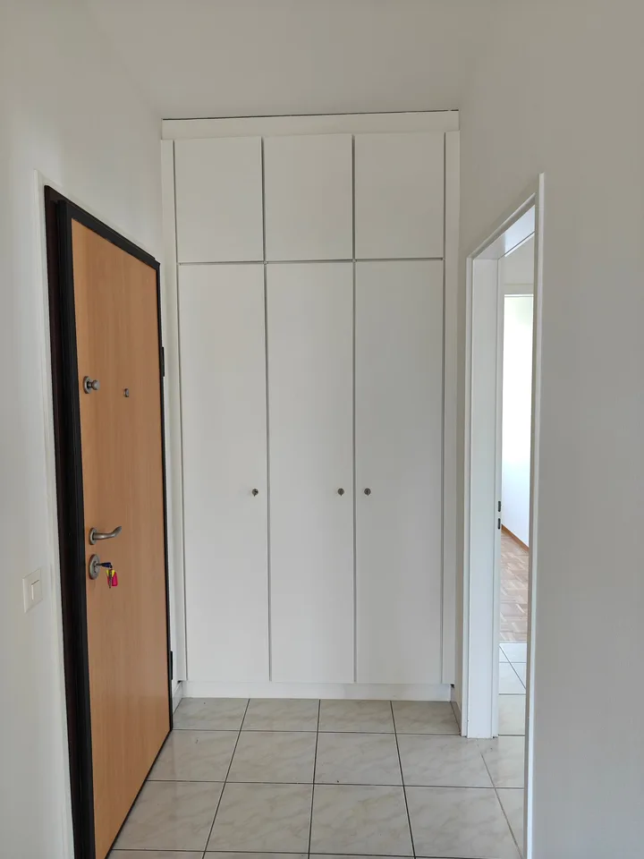 Bright 5-room apartment on the 6th floor with panoramic view – Lugano