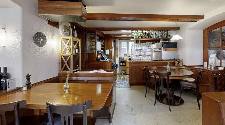 Charmanter Gastronomiebetrieb mit Terrasse – Foto 6 von 8