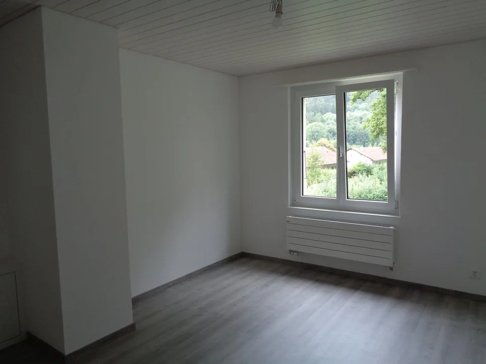 Appartamento situato in un piccolo edificio di 4 unità – foto 7 di 10