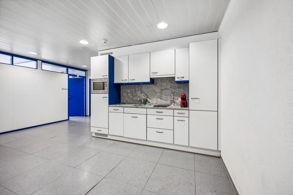 Espaces de bureau spacieux dans un emplacement central