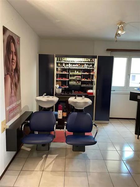 Cadenazzo: Commercio / negozio 1.5 locali