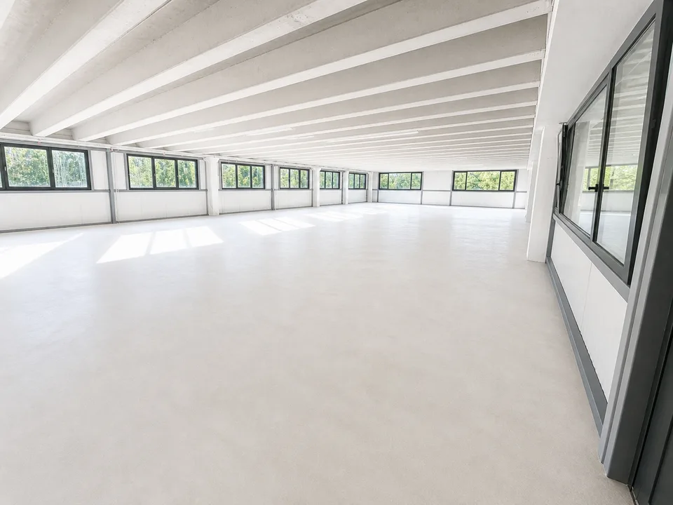 350 m2 d'espace de travail au Landeron, Industriel et Artisanal
