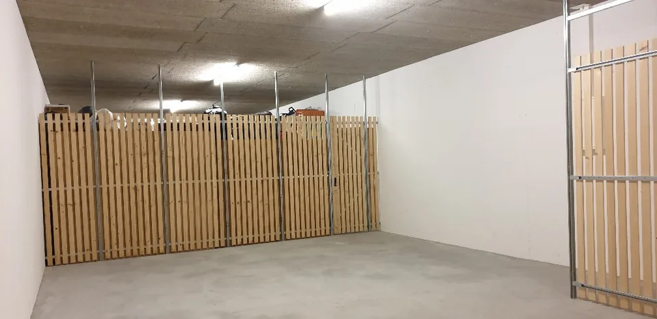 Magazzino a condizioni attraenti (affitto parziale da 55m2 possibile)
