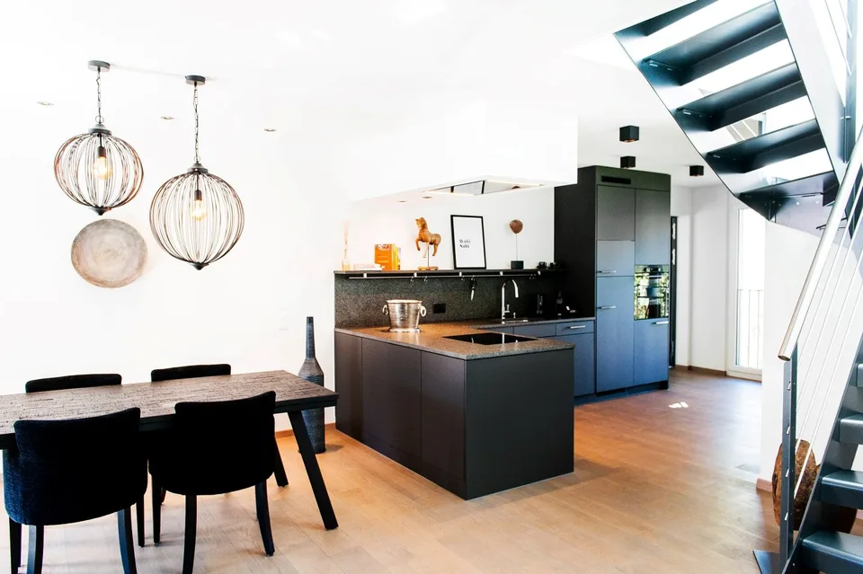 TOP FLOOR, TOP SHOT! LUXUSWOHNUNG IN SEEFELD MIT DACHTERRASSE