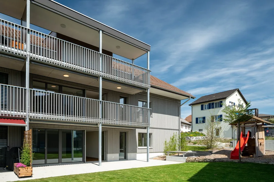 Wunderschöne 5.5 Zimmerwohnung 1. OG in Bettwil