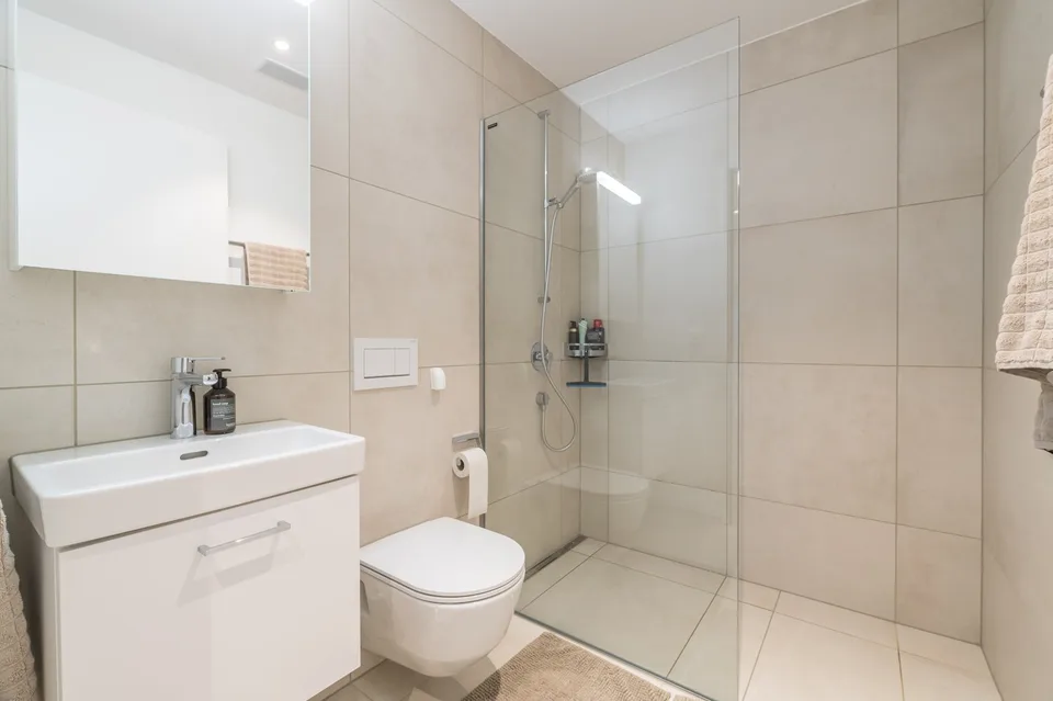 Moderne 3.5 Zimmerwohnung mit Balkon in Luzern