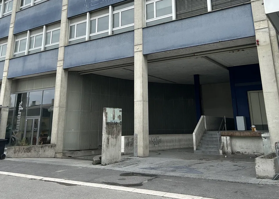 Industrielle/Büroflächen zur Miete - Carouge (Stadionviertel) - Ab 103 m2