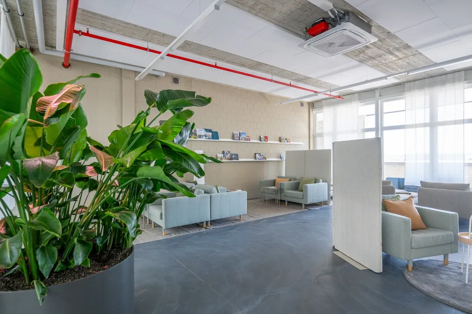 Bürofläche mit eigene grosse Rooftop Terrasse – Foto 9 von 13