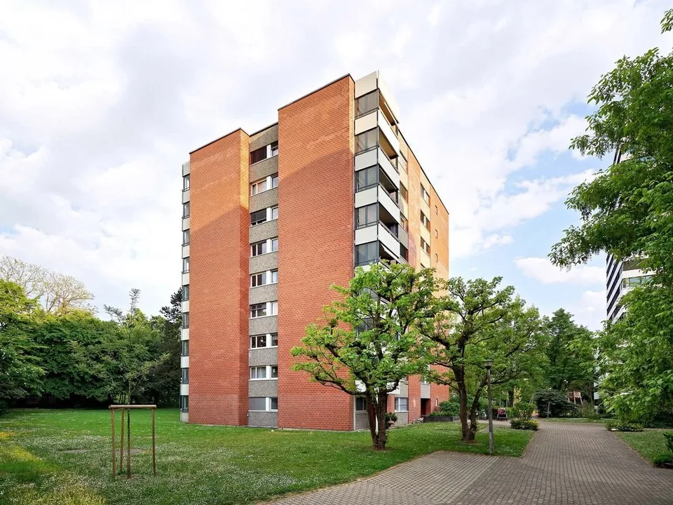 GEMÜTLICHE 2-ZIMMERWOHNUNG IM HIRZBRUNNEN QUARTIER