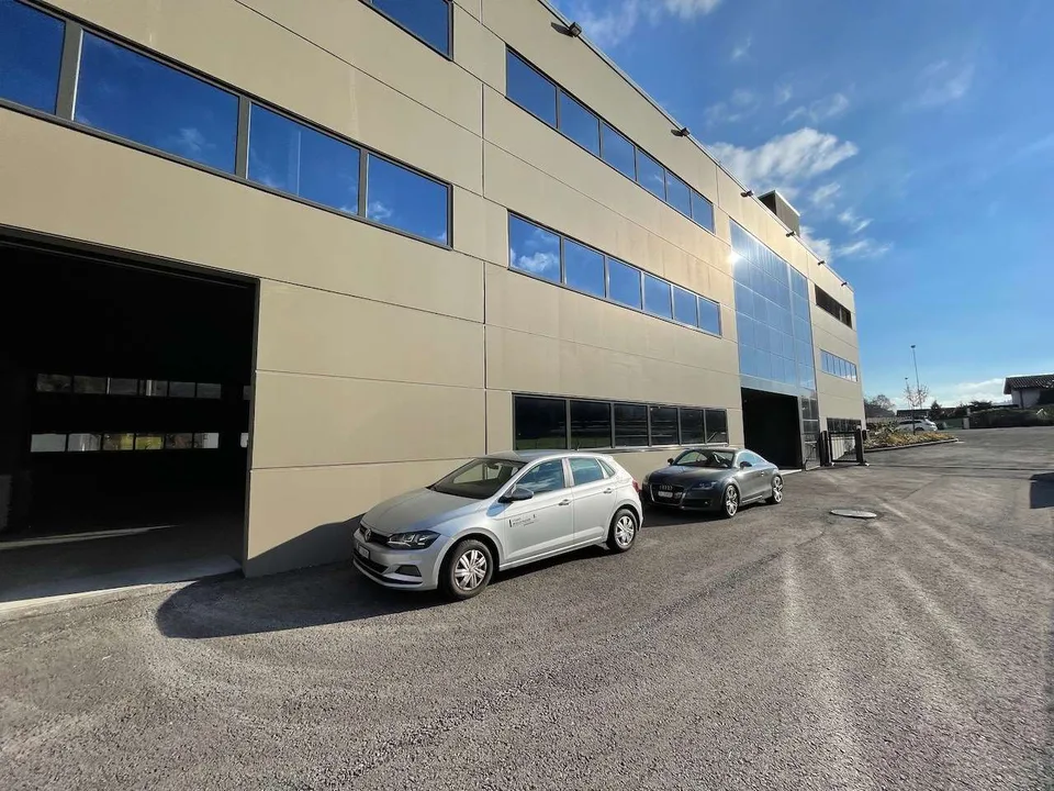 Moderni spazi in nuovo capannone