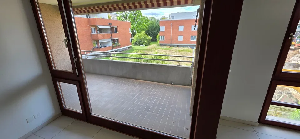 helle, sonnige, ruhige 3.5-Zimmer Wohnung mit Balkon
