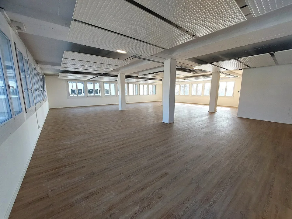 Contratto di locazione flessibile - Ufficio 225m2 arredato - Disponibile subito - Vicino a tutto
