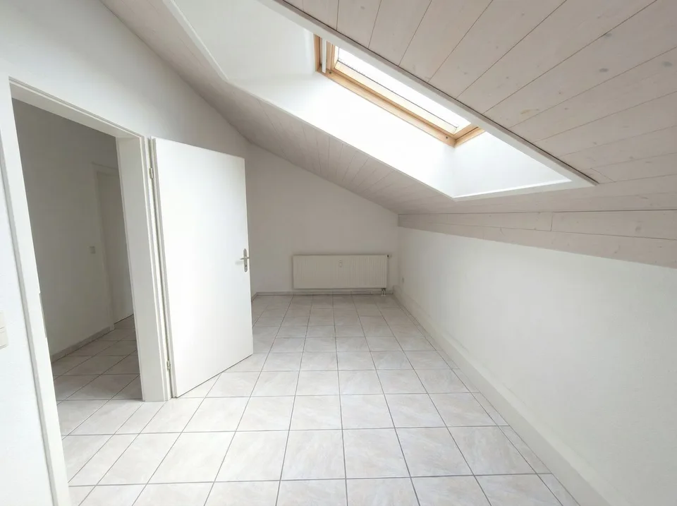 Maison unifamiliale de 7.5 pièces avec jardin privé et 2 places de parking – photo 9 sur 13