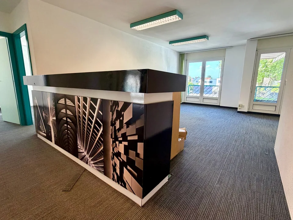 Büro mit viel Platz zur Miete in Payerne – 5 Zimmer, 143 m² – Foto 19 von 24