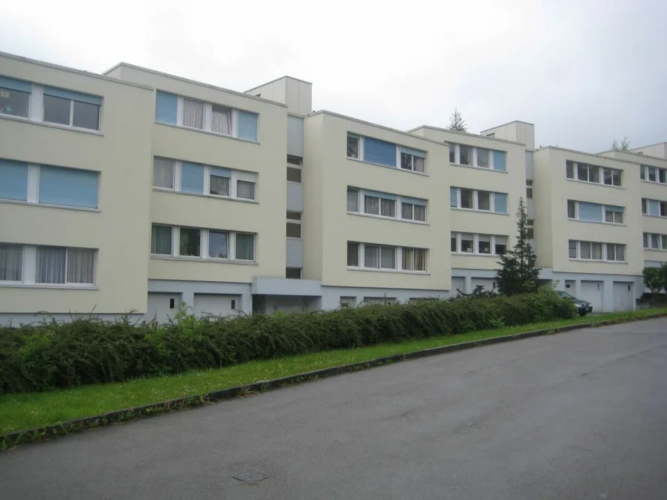 Grosszügige 3.5 Zimmerwohnung mit schöner Aussicht