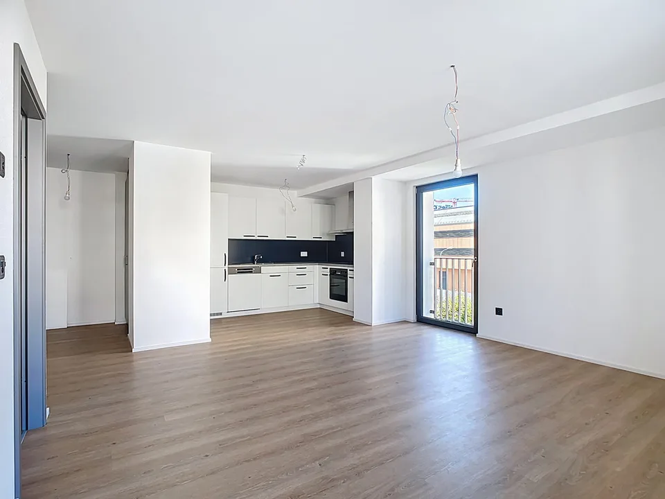 Apartment with 2.5 rooms and balcony – photo 7 of 12