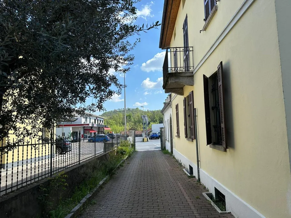 UFFICI IN AFFITTO CON POSTI AUTO INCLUSI