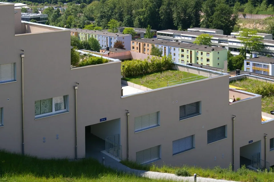 Attraktive 5.5 Zimmer-Maisonette-Wohnung mit Terrasse und Dachgarten!