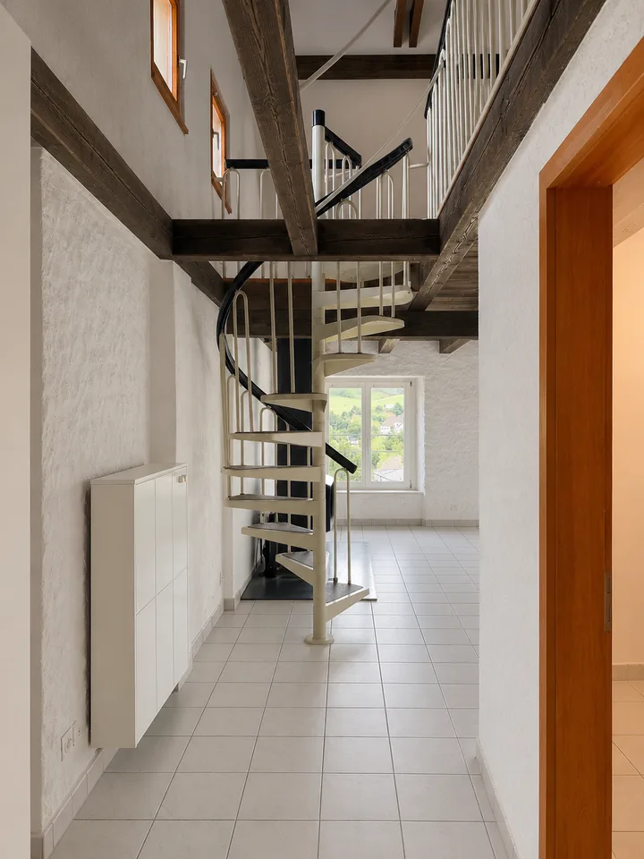 Magnifique 2.5 pièces en duplex au 3ème étage au coeur de la vieille ville – photo 8 sur 23