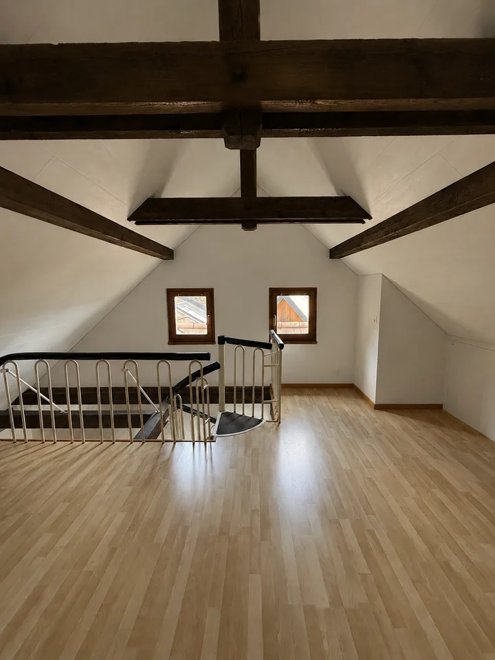 Magnifique 2.5 pièces en duplex au 3ème étage au coeur de la vieille ville – photo 12 sur 23