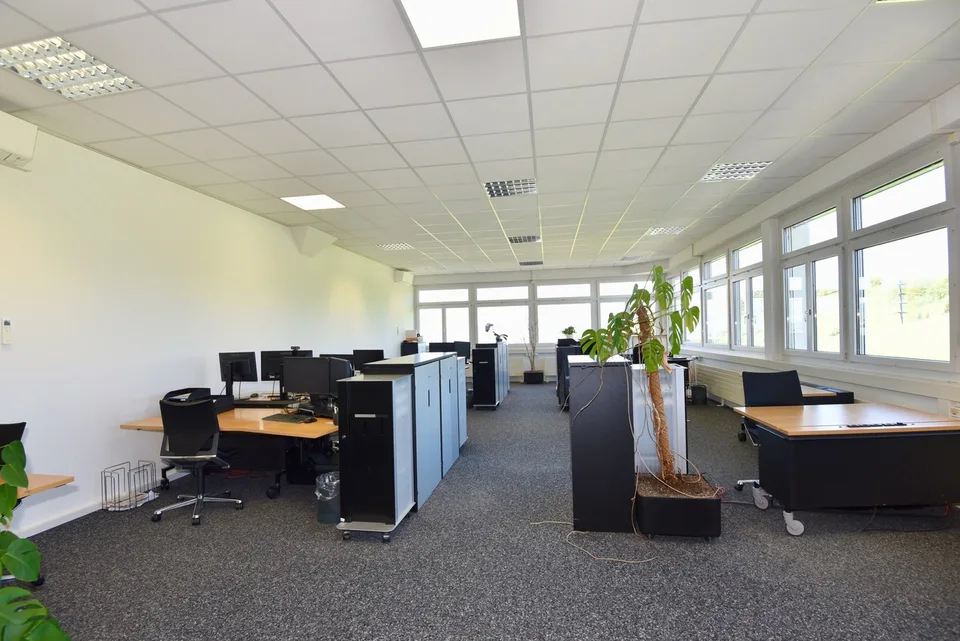 Spazi uffici moderni, completamente sviluppati (260 m2)