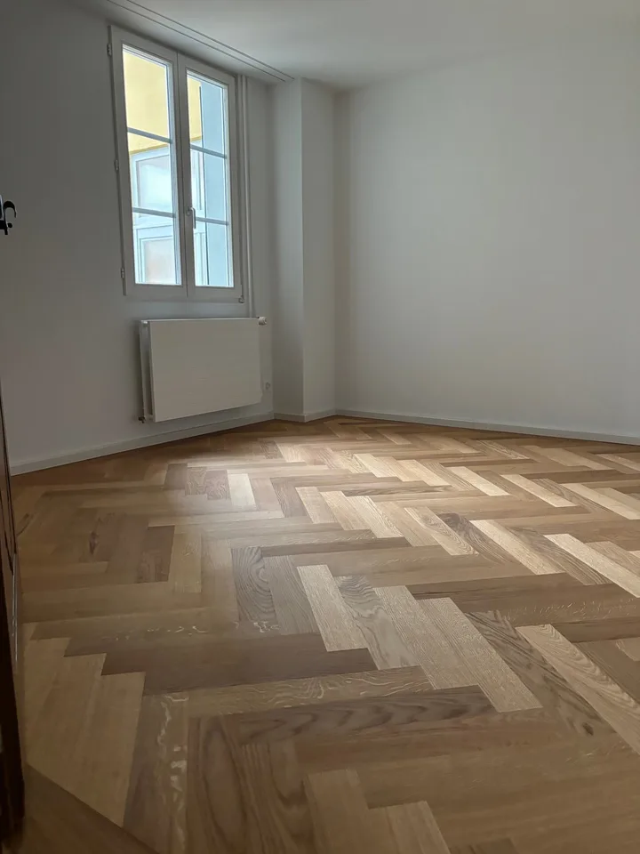 Charmante 3.5-Zimmer-Wohnung mit Balkon und Kamin in Beromünster – Foto 9 von 10